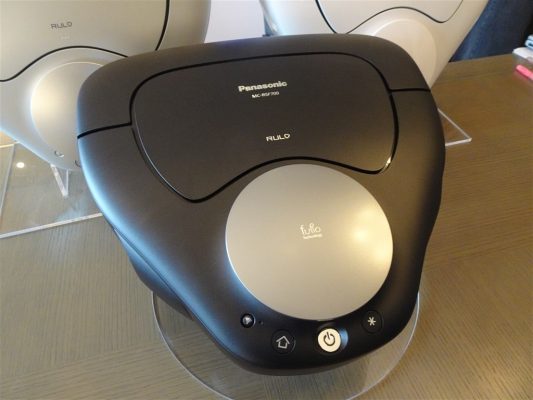 Robot hút bụi Panasonic MC-RSF700
