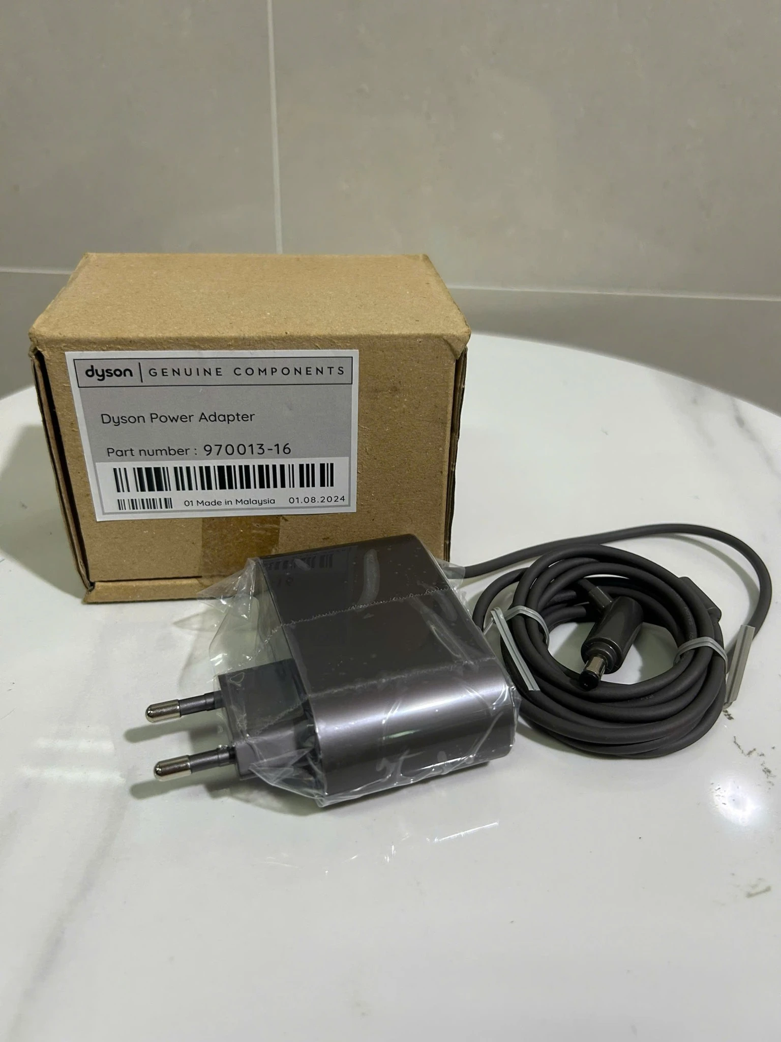 Cục sạc pin máy hút bụi Dyson V6 V7 V8 DC58 DC59 DC60 DC61 DC62 DC72 DC74 16 z7871120943352 8d4457dfa418aad941782b78adc60b9a Photoroom