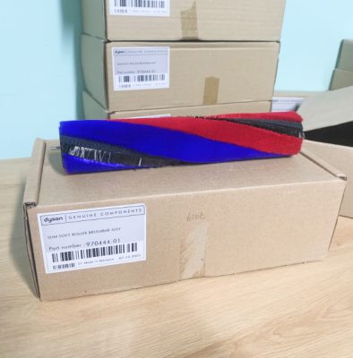 Con Lăn Nhung Mềm Chính Hãng Cho Đầu Hút Dyson Fluffy V12 Digital Slim 12 Con Lăn Nhung Mềm Chính Hãng Cho Đầu Hút Dyson Fluffy V12 Digital Slim