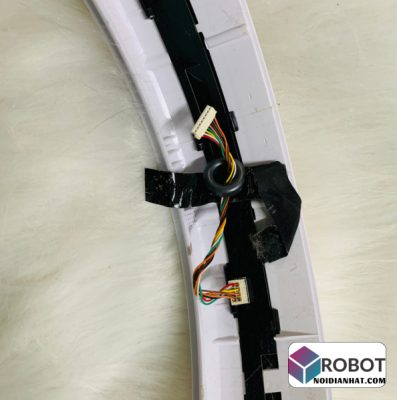 Cảm biến cảng trước robot hút bụi Medion 13 Frame 2836