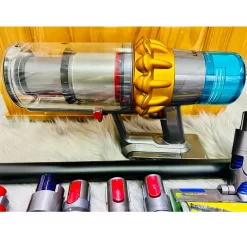 Máy hút bụi cầm tay Dyson V15 Detect Laser - Đếm Từng Hạt Bụi 16 white Photoroom 2