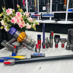 Máy hút bụi cầm tay Dyson V15 Detect Laser - Đếm Từng Hạt Bụi 15 z7816309988538 7d933418981056793c0baa0cf71010b3 Photoroom