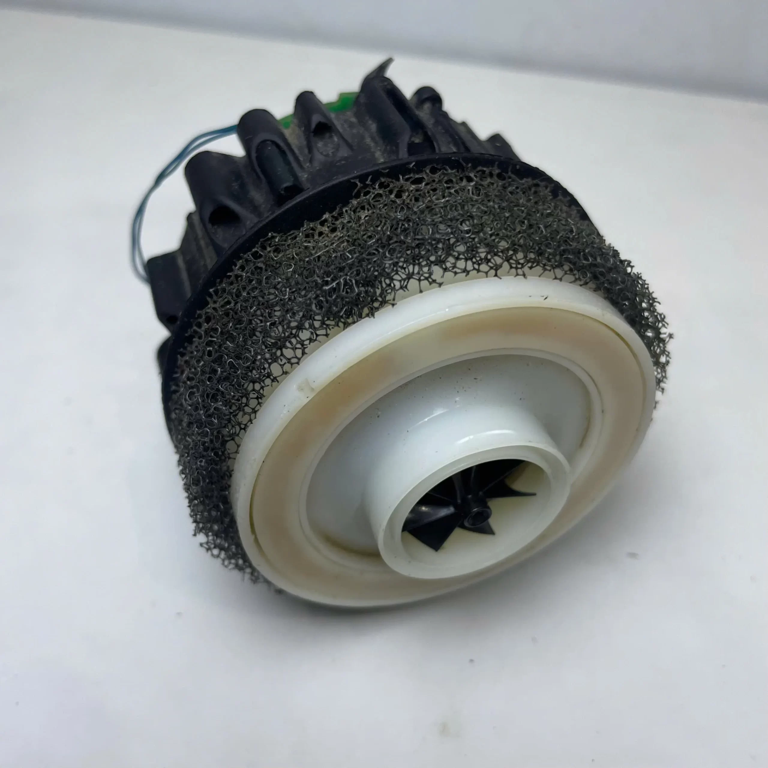 Động cơ cho máy hút bụi Dyson V8 SV10 SV10K SV25 SV37 Vacuum Motor 4 Động cơ cho máy hút bụi Dyson V8 SV10 SV10K SV25 SV37 Vacuum Motor - Ảnh 3