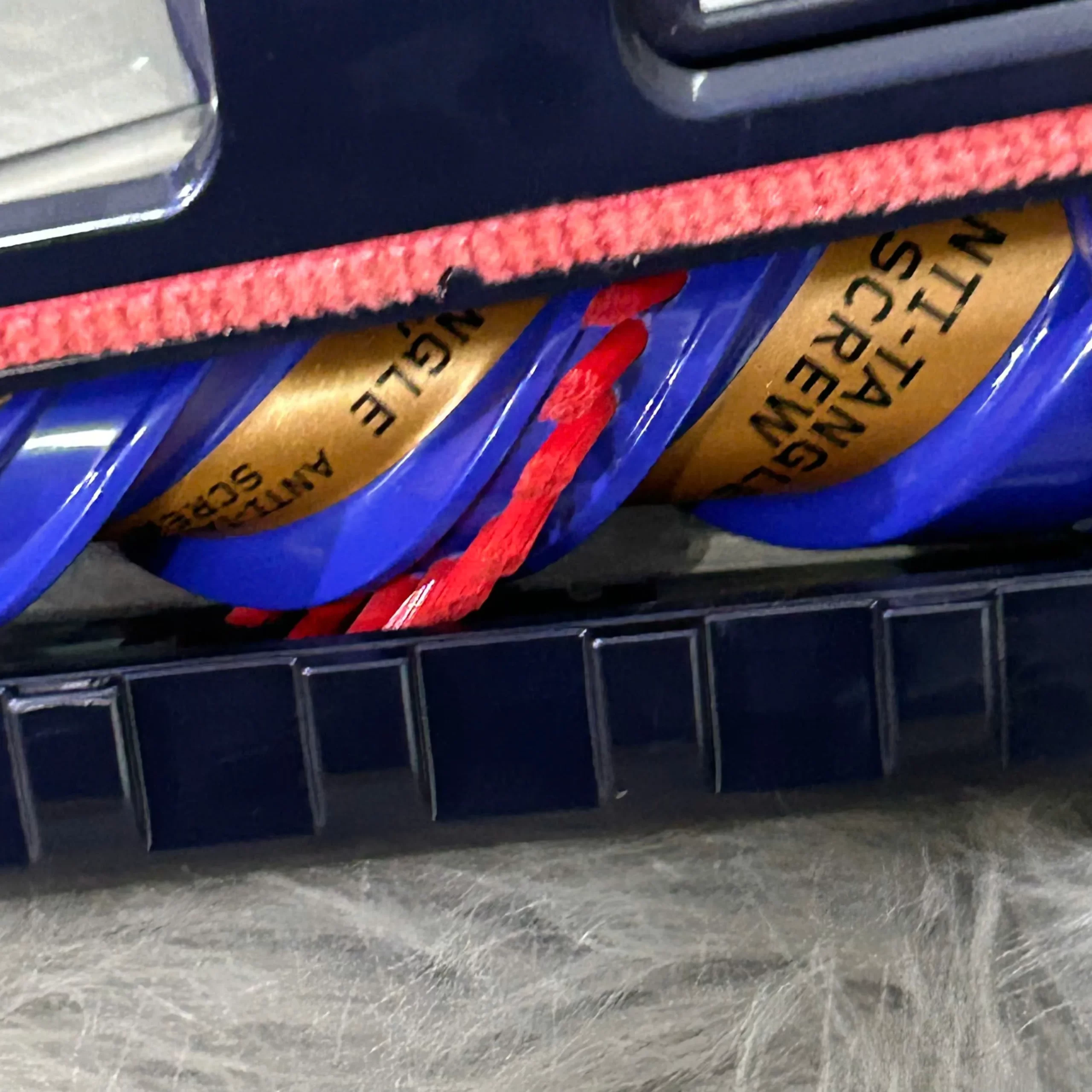 Đầu hút nệm mini có điện cho dyson Gen5 Hair Screw Tool 6 Đầu hút nệm mini có điện cho dyson Gen5 Hair Screw Tool - Ảnh 4