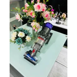 Máy hút bụi không dây Dyson V11 Origin, Làm sạch sàn gỗ men, Hút nệm chống rối 12 z7413694236526 20ca0284592a2f0b8f481e96364af037 Photoroom
