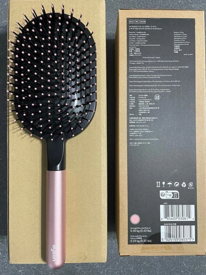 Lược chải tóc massage cỡ lớn Dyson Paddle brush (Đen/Hồng) 4 Lược chải tóc massage cỡ lớn Dyson Paddle brush (Đen/Hồng) - Ảnh 2